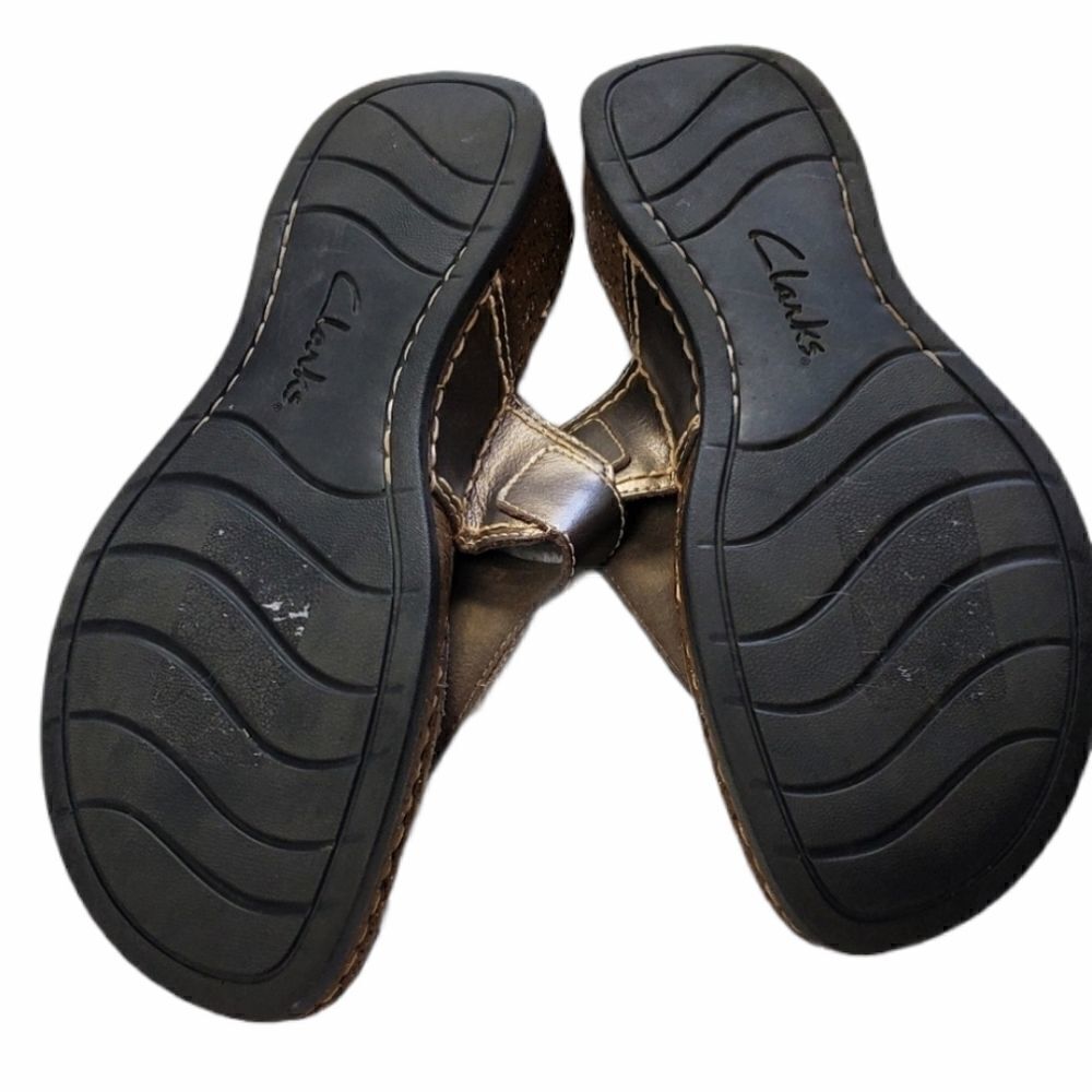 Clarks Metallic Slide Slip on Sandals - Picture 4 of 5